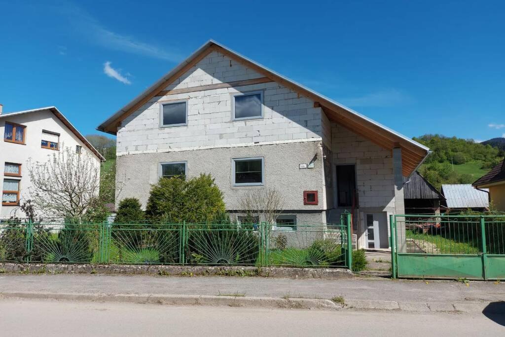 Horská turistika s domácí atmosférou Apartamento Dolny Kubin Exterior foto